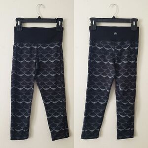 Vineyard Vines Performance Cropped Whale Tail Leggings XS